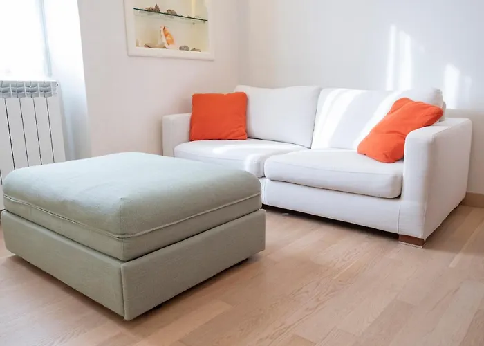 Noliday Riviera Luxury Sea Flat نولي